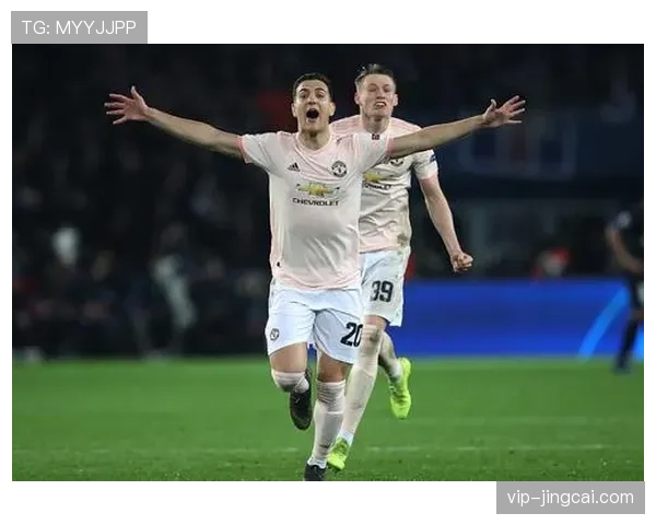 解读曼联3421阵型双前腰压制对手边后卫 通过宽度创造射门空间