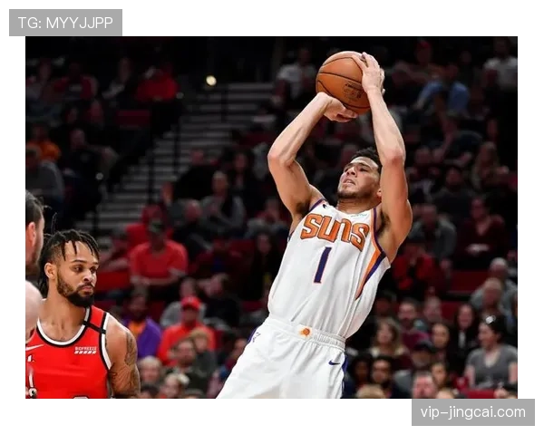 太阳第三节攻击波摧毁对手 布克单节十二分展现得分爆发力